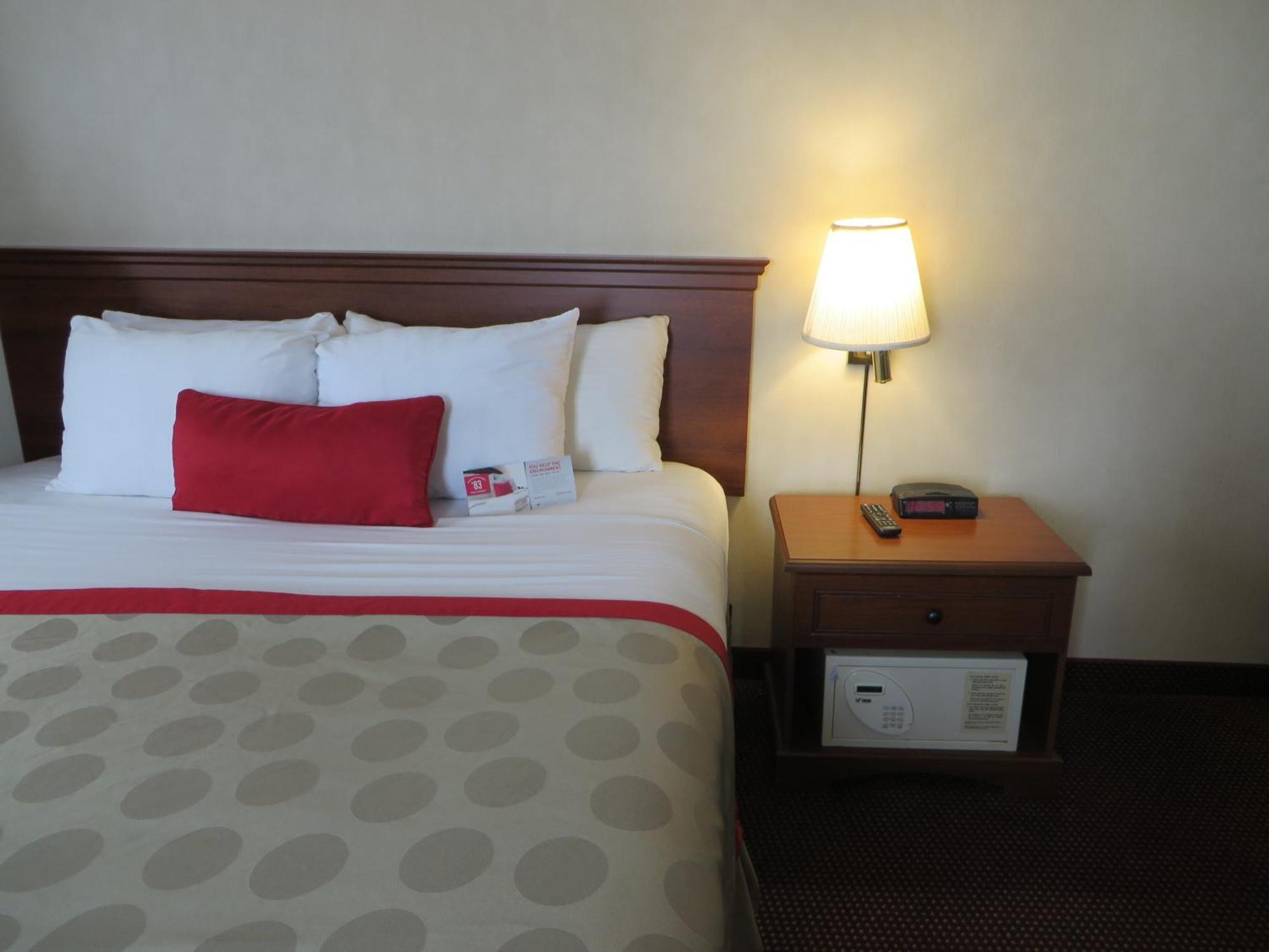 Ramada By Wyndham Hawthorne/lax 2*