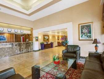 Ramada By Wyndham Hawthorne/lax