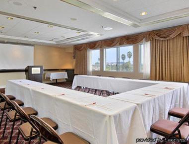 Hotel Ramada By Wyndham Hawthorne/lax