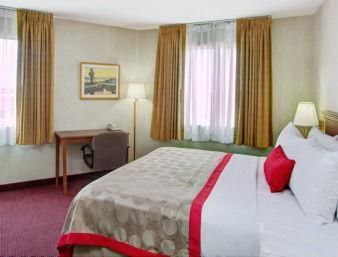 Ramada By Wyndham Hawthorne/lax Hotel Hawthorne